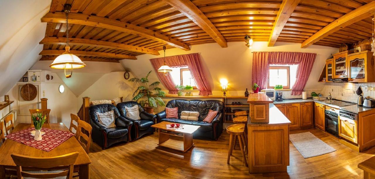 הוילה ליפטובסקי טרנוביץ' Drevenica Michael מראה חיצוני תמונה